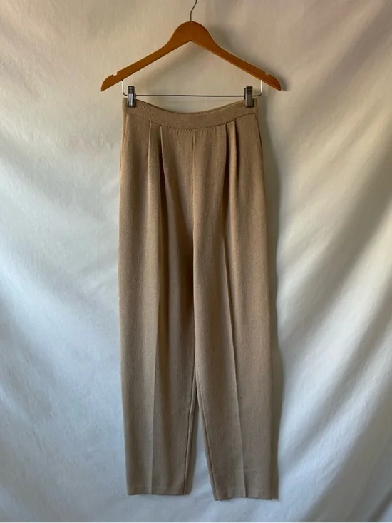 St John Collection Santana Knit Pants Beige Pleated High Waist Sz 4 Quiet Luxury - Picture 2 of 13